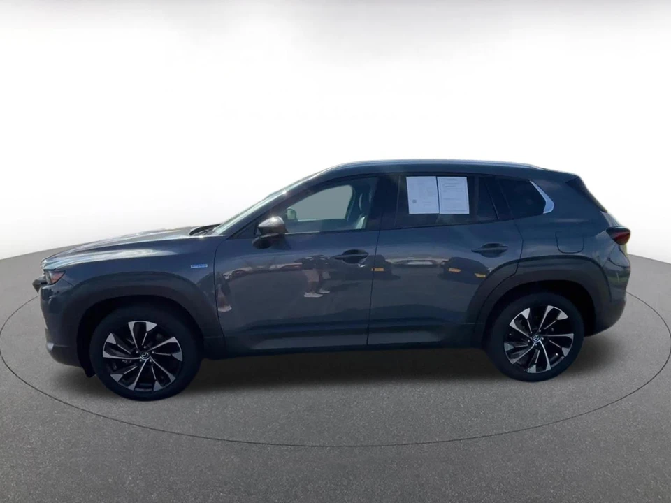 2025 Mazda CX-50 - Image 11 of 31