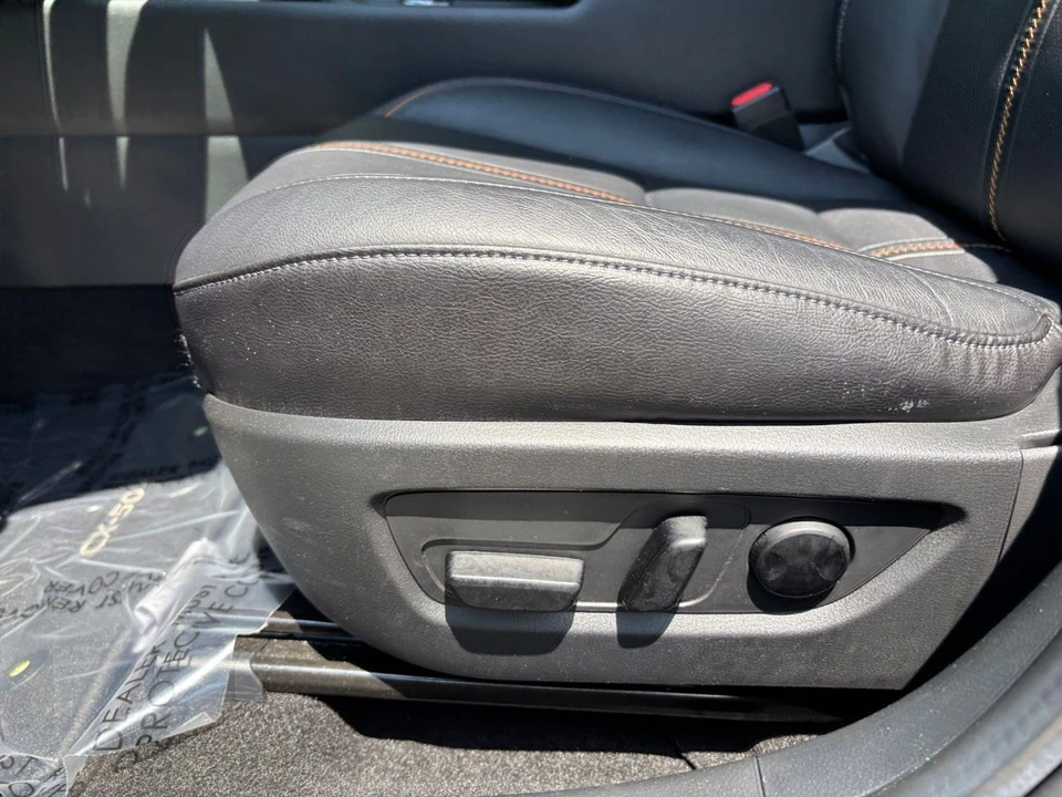 2025 Mazda CX-50 - Image 18 of 31
