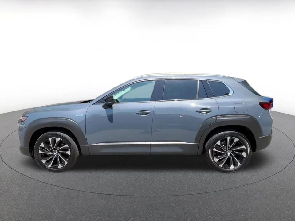 2025 Mazda CX-50 - Image 7 of 31