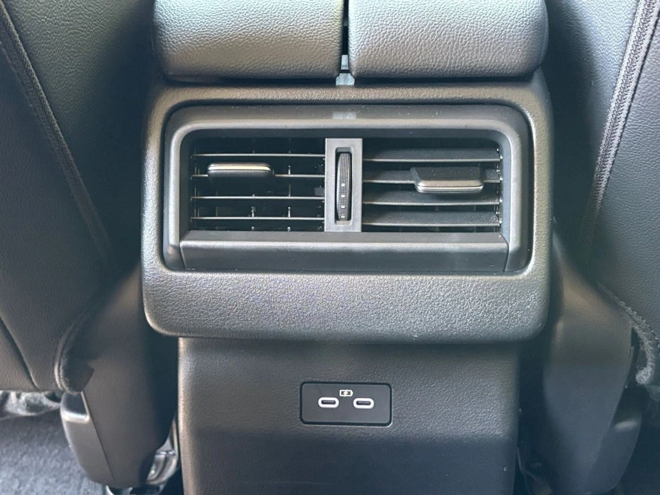 2025 Mazda CX-50 - Image 26 of 31