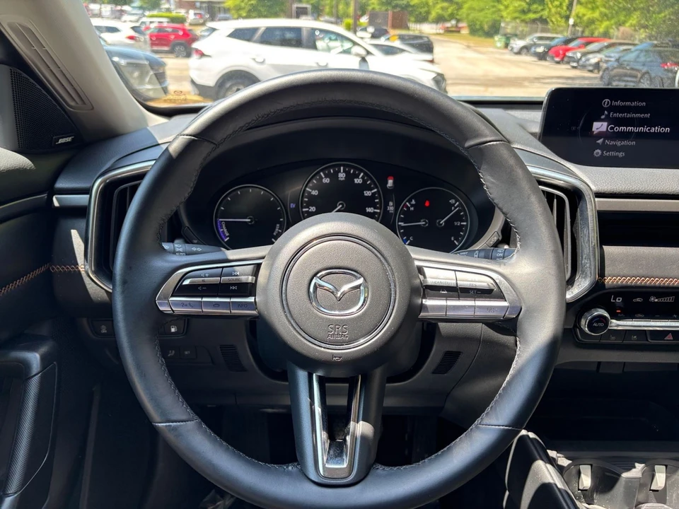 2025 Mazda CX-50 - Image 24 of 31