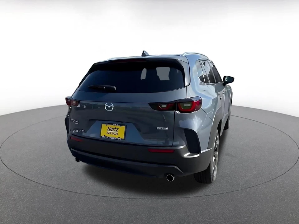 2025 Mazda CX-50 - Image 16 of 31