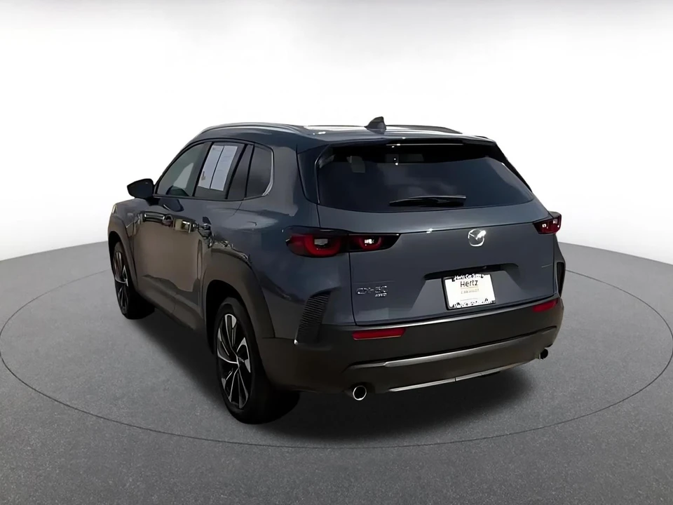 2025 Mazda CX-50 - Image 13 of 31