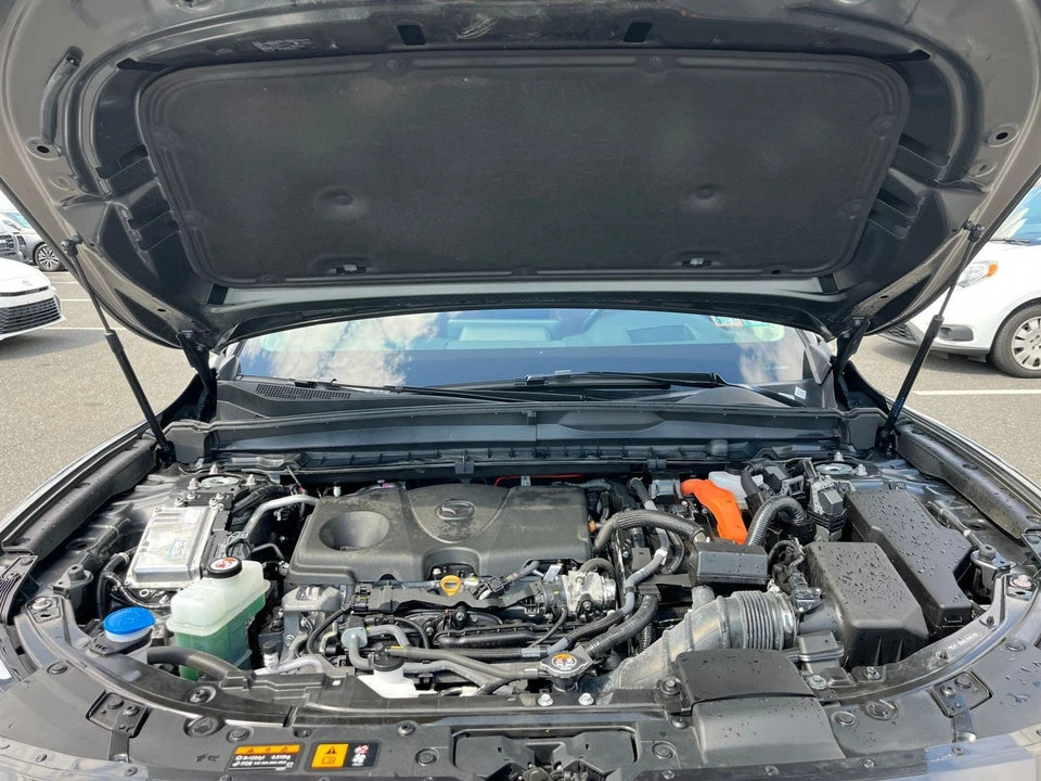 2025 Mazda CX-50 - Image 29 of 31