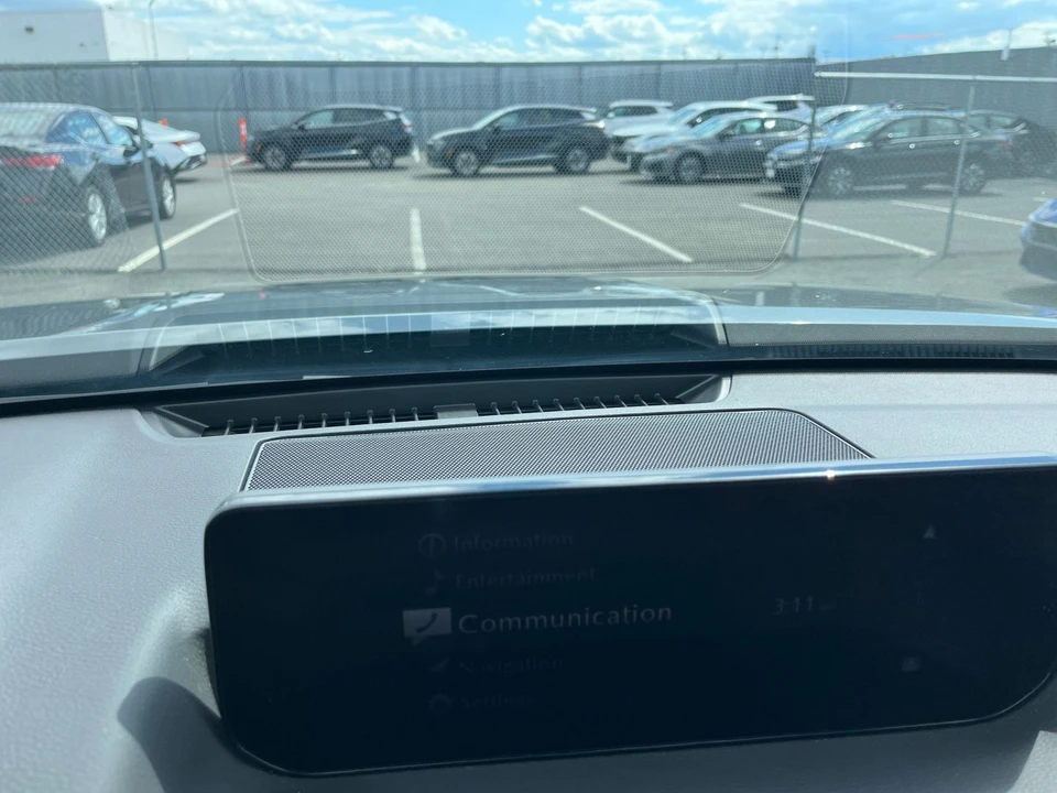 2025 Mazda CX-50 - Image 14 of 31