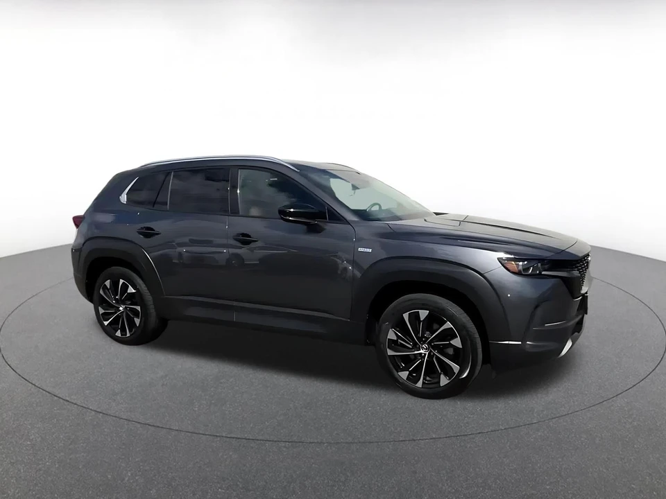 2025 Mazda CX-50 - Image 2 of 31
