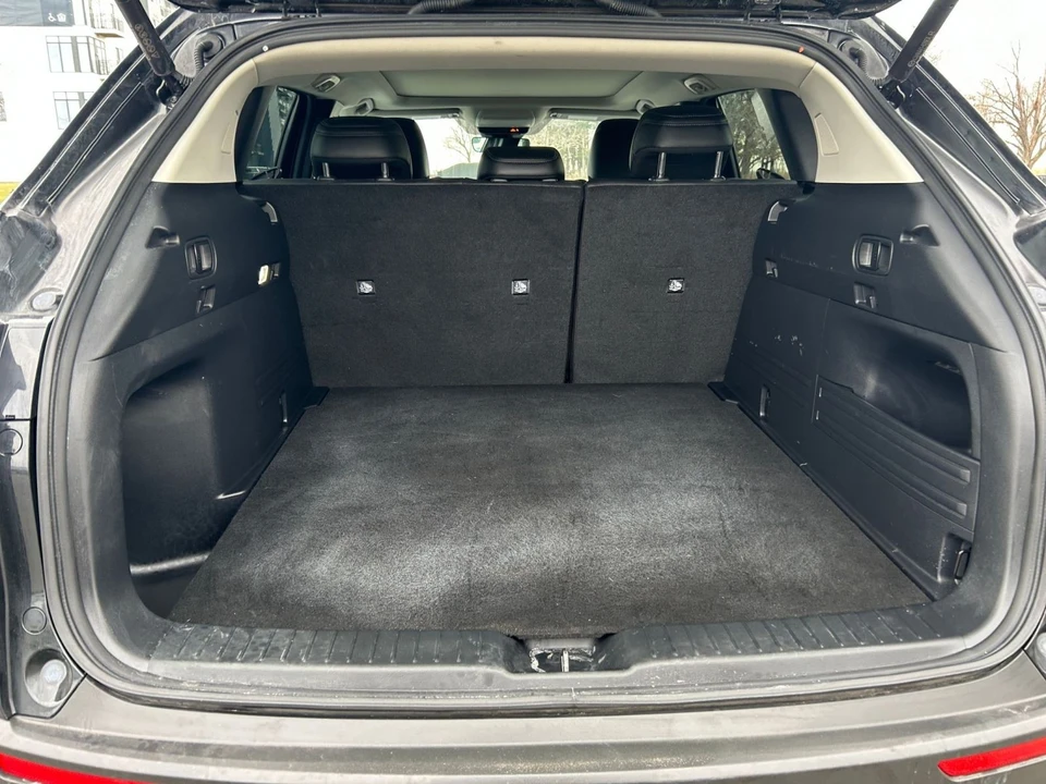 2025 Mazda CX-50 - Image 27 of 31