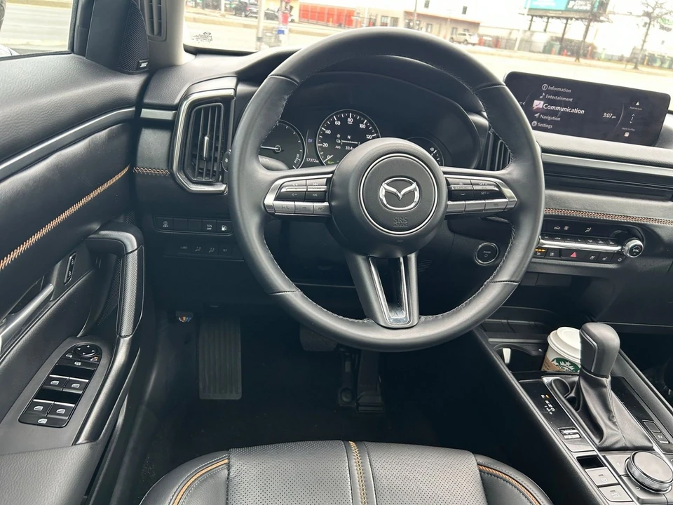 2025 Mazda CX-50 - Image 30 of 31