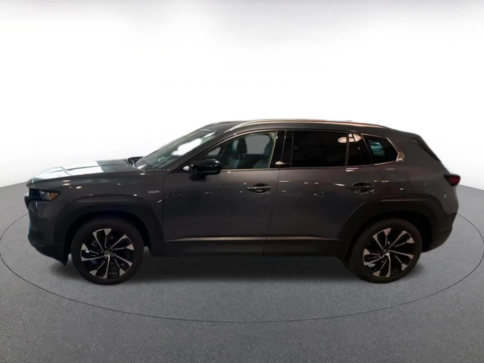 2025 Mazda CX-50 - Image 9 of 31