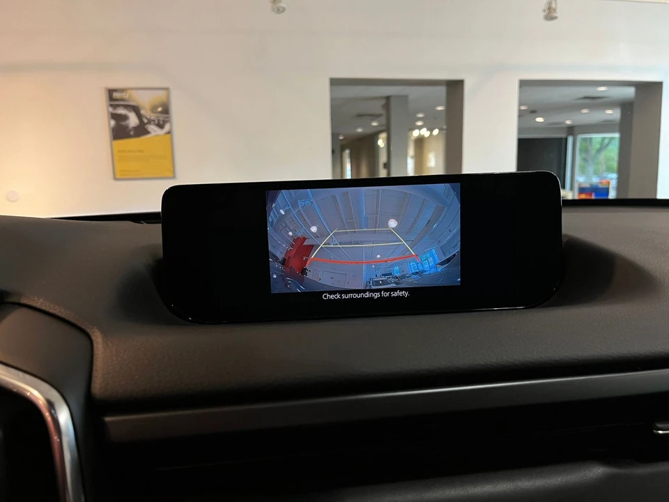 2025 Mazda CX-50 - Image 27 of 31