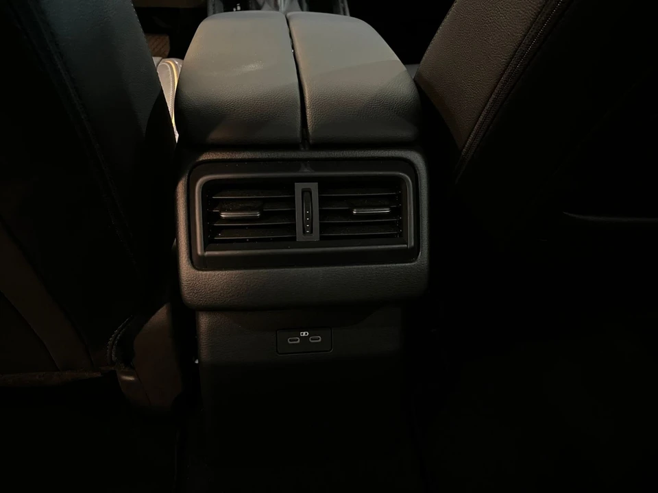 2025 Mazda CX-50 - Image 22 of 31