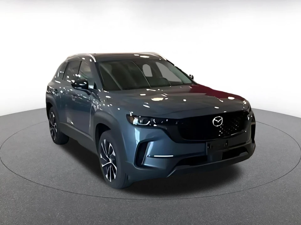 2025 Mazda CX-50 - Image 18 of 31
