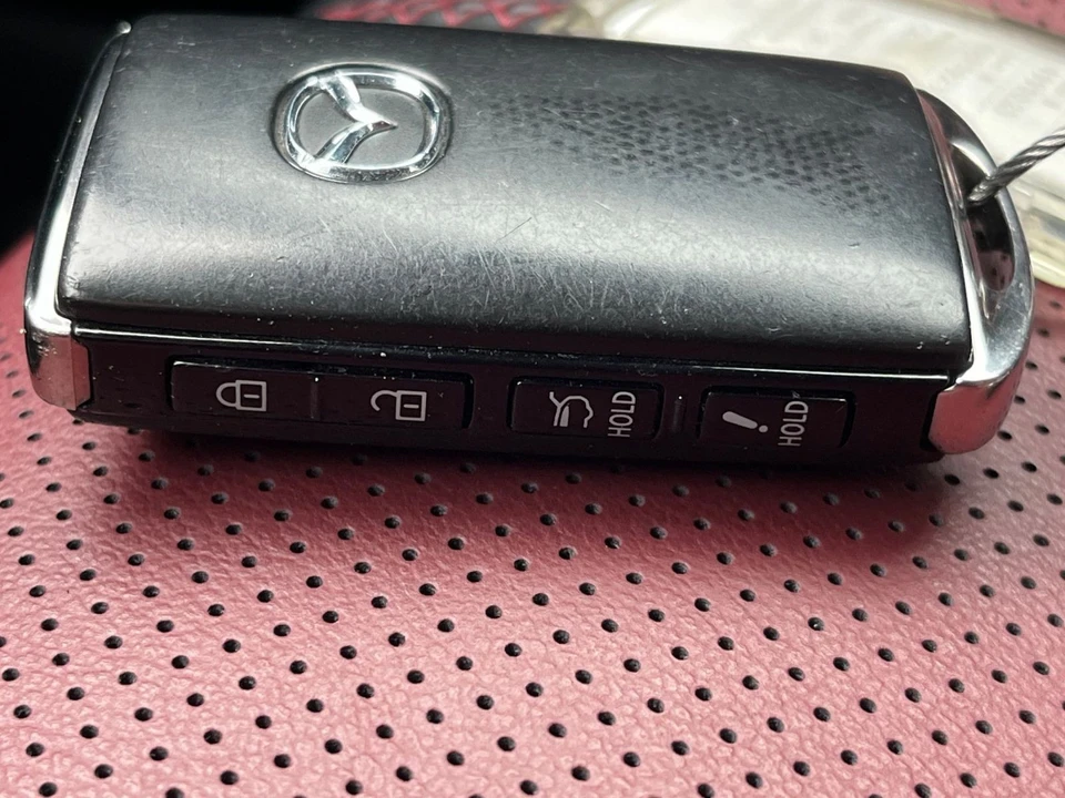 2025 Mazda CX-50 - Image 30 of 31