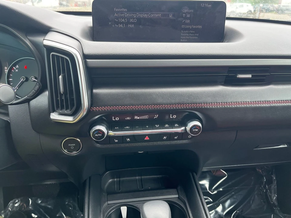 2025 Mazda CX-50 - Image 19 of 31