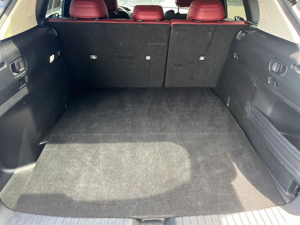 2025 Mazda CX-50 - Image 27 of 31