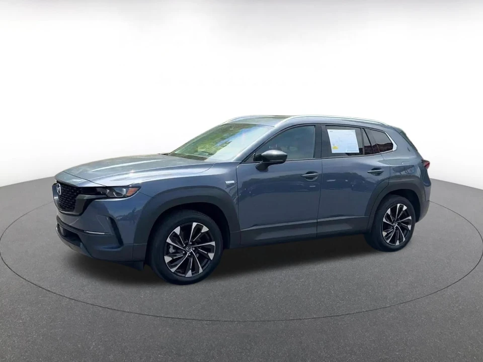 2025 Mazda CX-50 - Image 9 of 31
