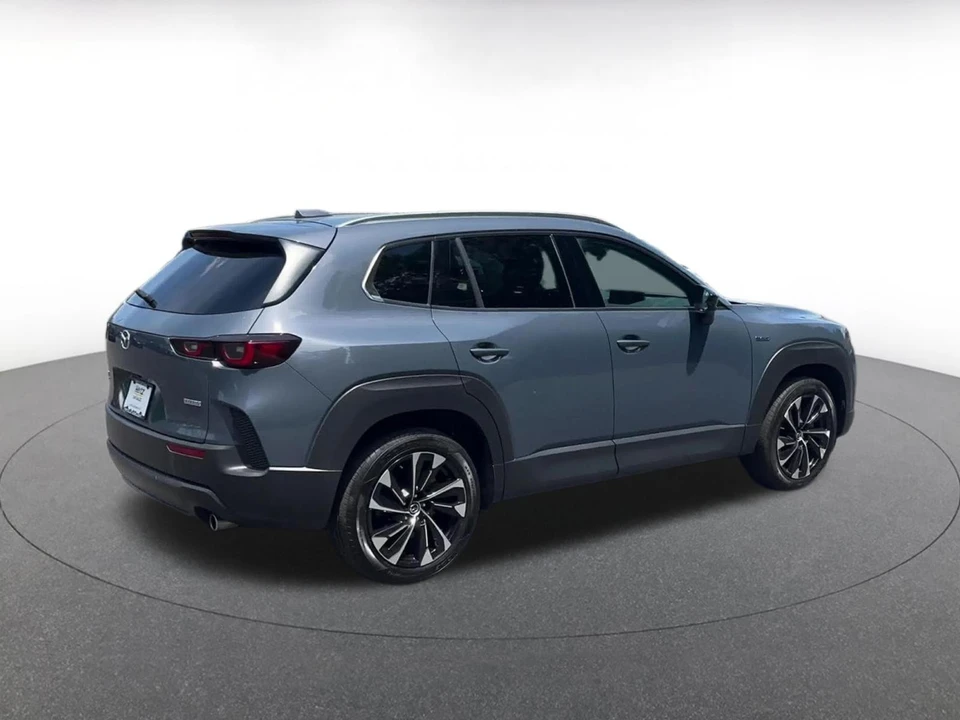 2025 Mazda CX-50 - Image 12 of 31