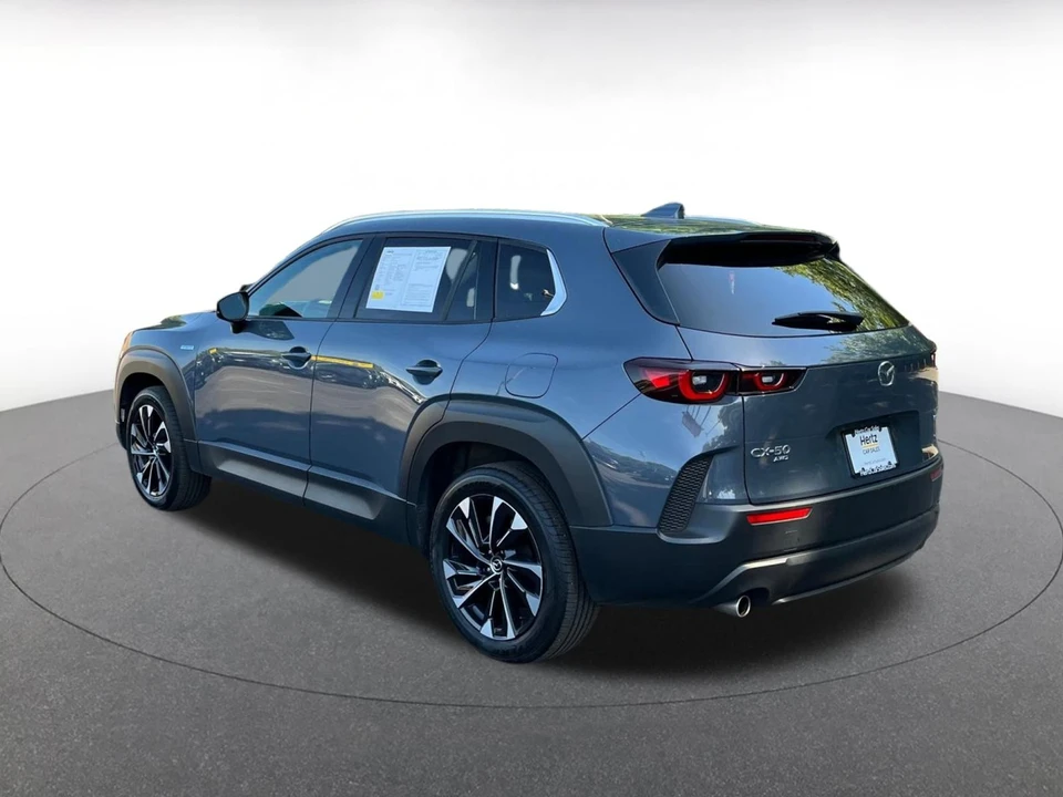 2025 Mazda CX-50 - Image 8 of 15