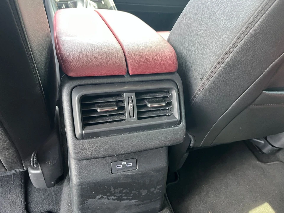 2025 Mazda CX-50 - Image 26 of 31
