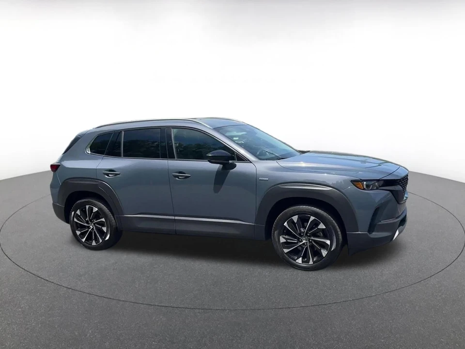 2025 Mazda CX-50 - Image 2 of 31