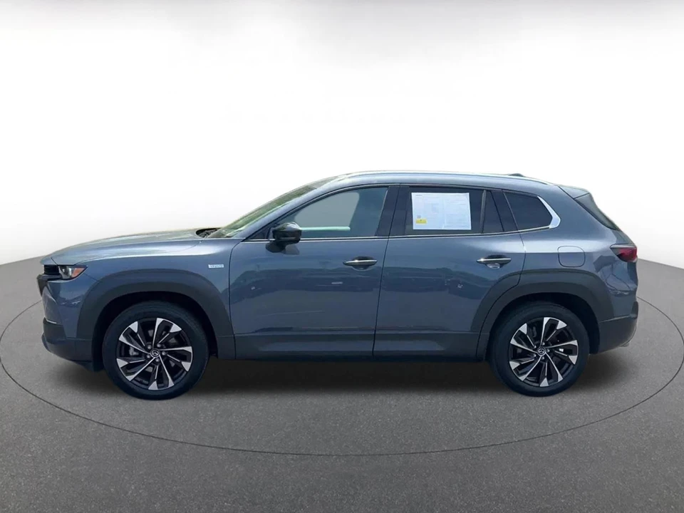 2025 Mazda CX-50 - Image 11 of 31