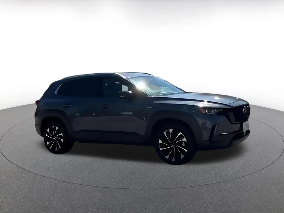 2025 Mazda CX-50 - Image 2 of 31