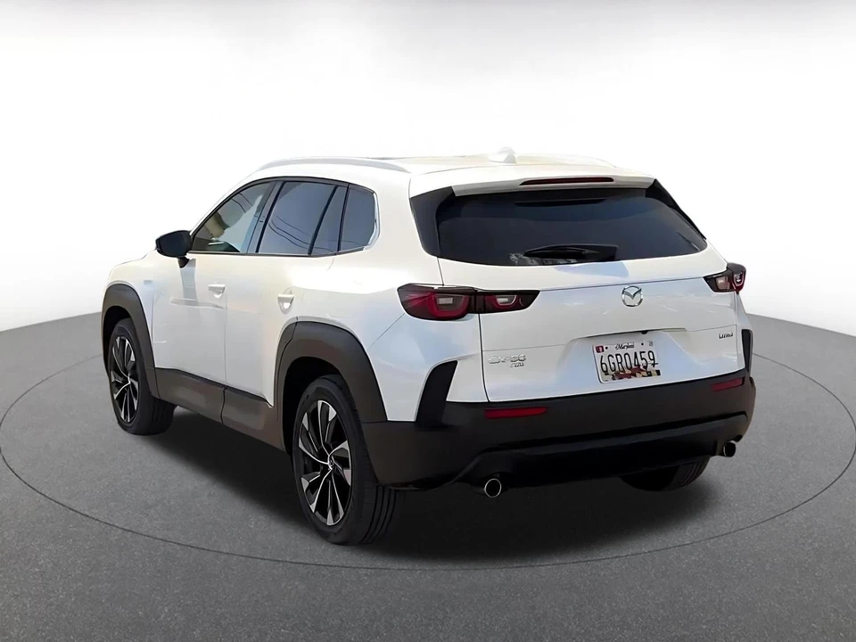 2025 Mazda CX-50 - Image 11 of 31