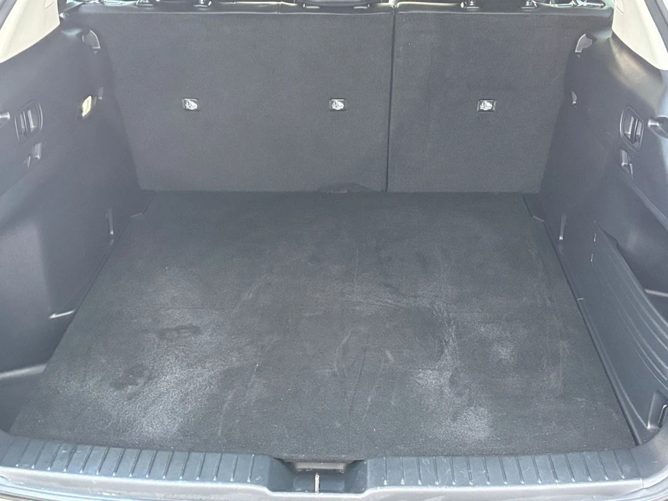 2025 Mazda CX-50 - Image 27 of 31
