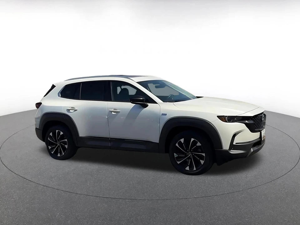 2025 Mazda CX-50 - Image 2 of 31