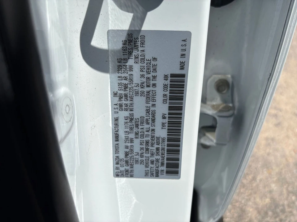 2025 Mazda CX-50 - Image 22 of 31