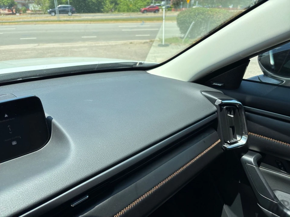 2025 Mazda CX-50 - Image 28 of 31