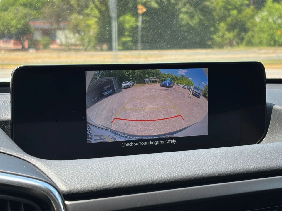 2025 Mazda CX-50 - Image 18 of 31