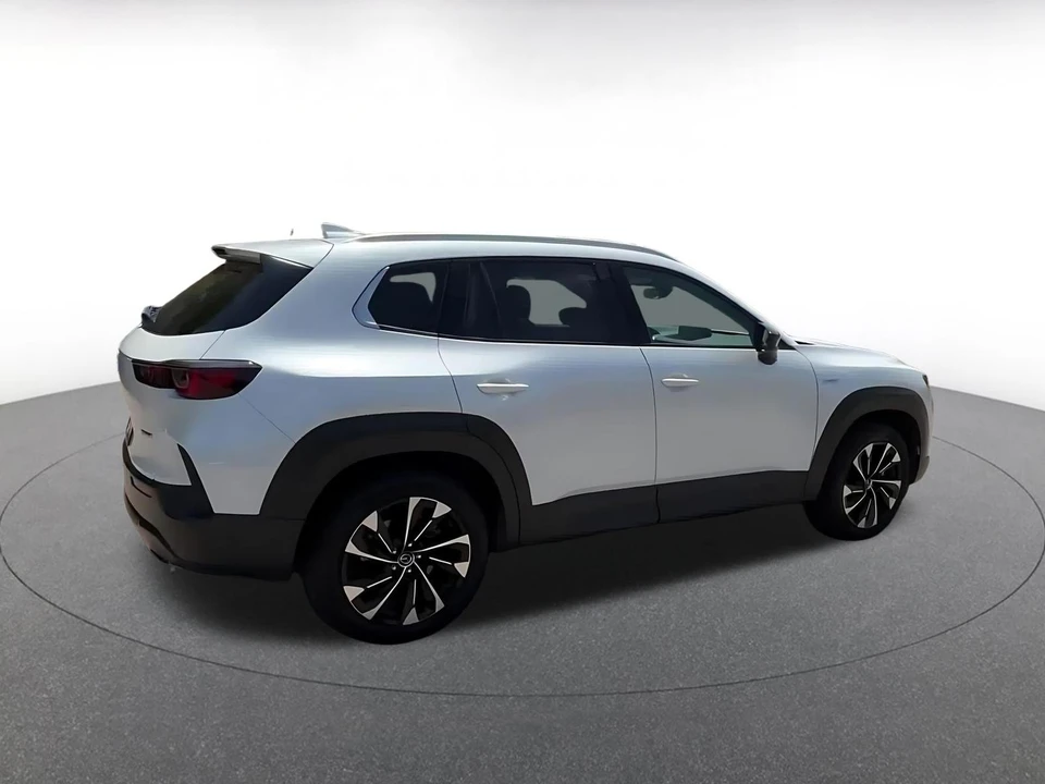 2025 Mazda CX-50 - Image 11 of 31