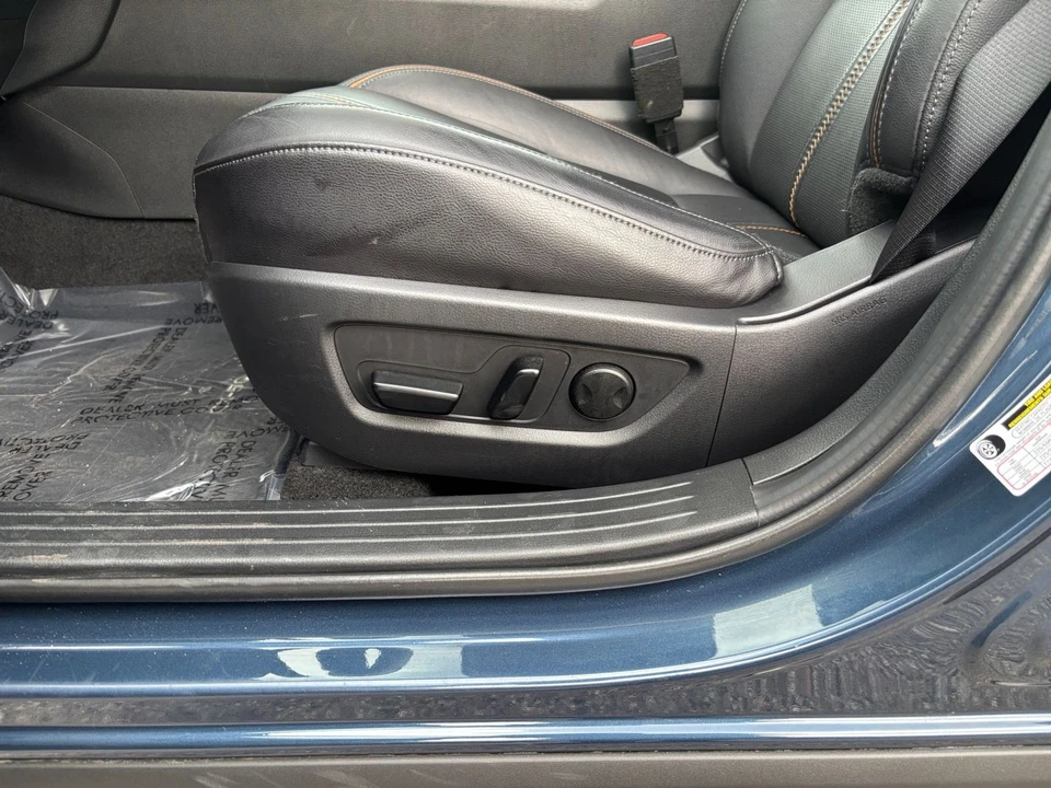 2025 Mazda CX-50 - Image 24 of 31