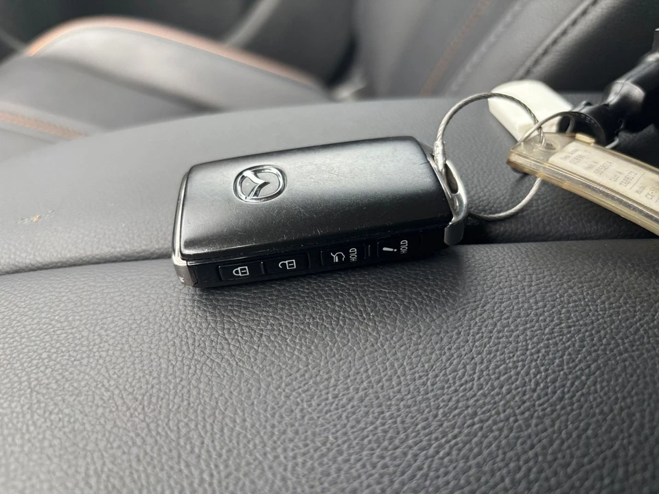 2025 Mazda CX-50 - Image 23 of 31