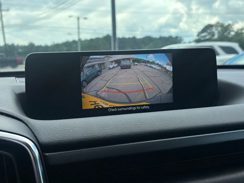 2025 Mazda CX-50 - Image 23 of 31