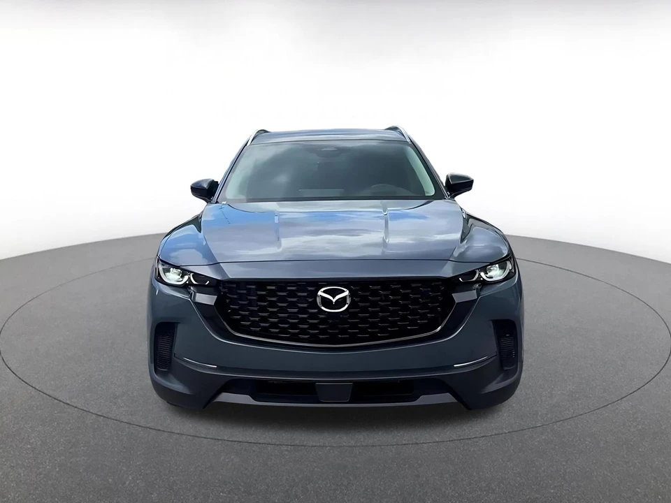 2025 Mazda CX-50 - Image 4 of 31