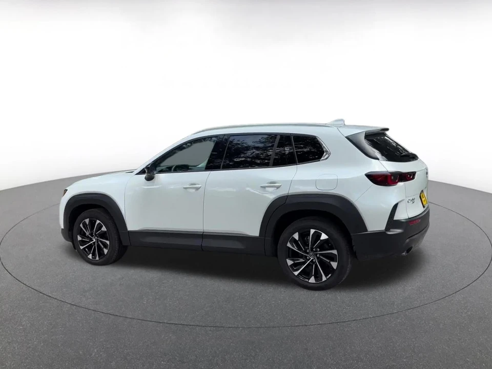 2025 Mazda CX-50 - Image 12 of 31