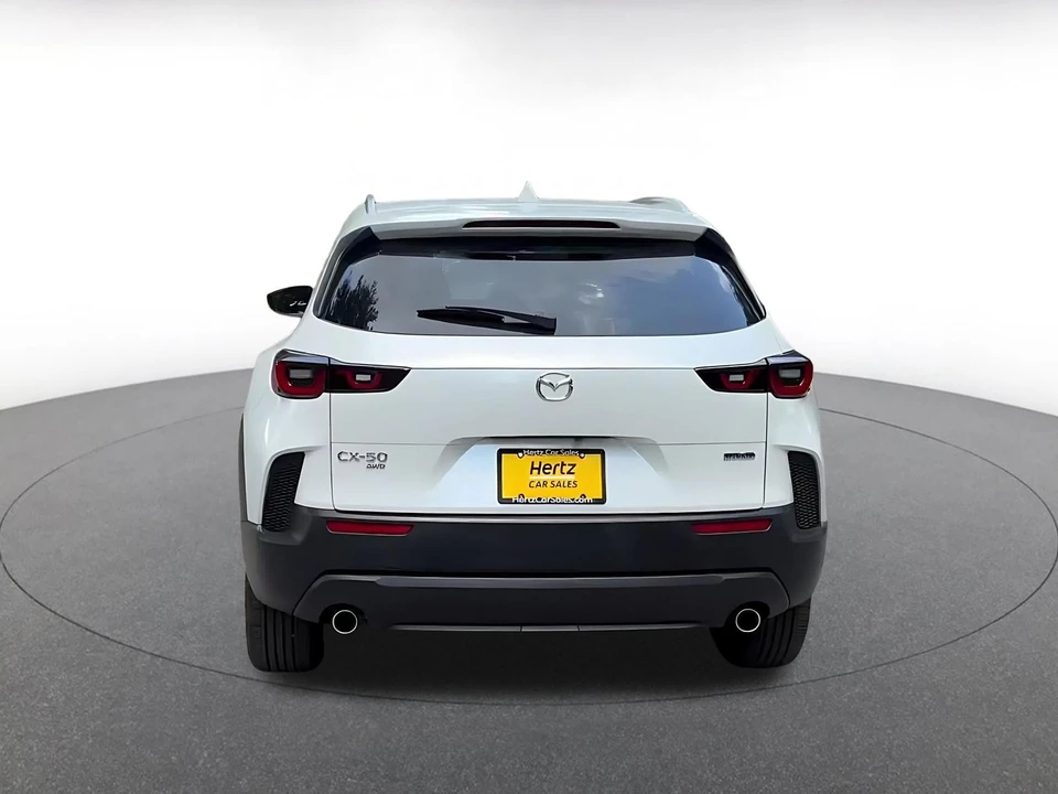 2025 Mazda CX-50 - Image 14 of 31