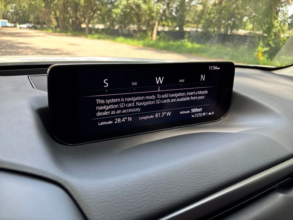 2025 Mazda CX-50 - Image 22 of 31