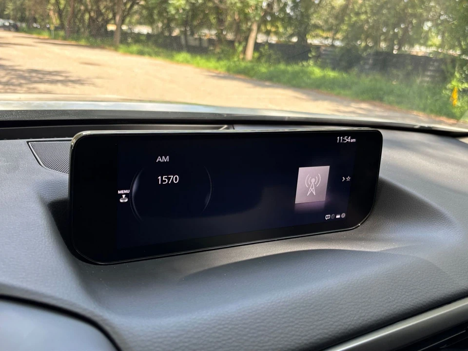2025 Mazda CX-50 - Image 23 of 31