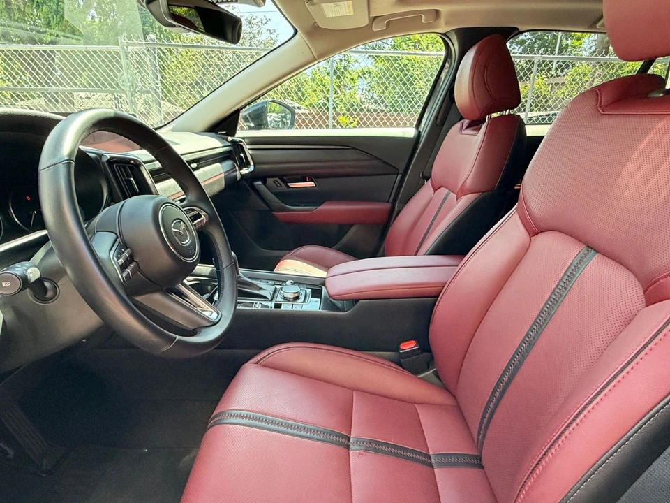 2025 Mazda CX-50 - Image 30 of 31