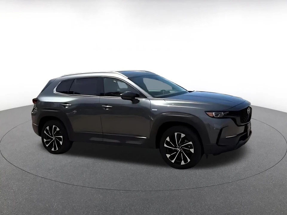 2025 Mazda CX-50 - Image 2 of 31