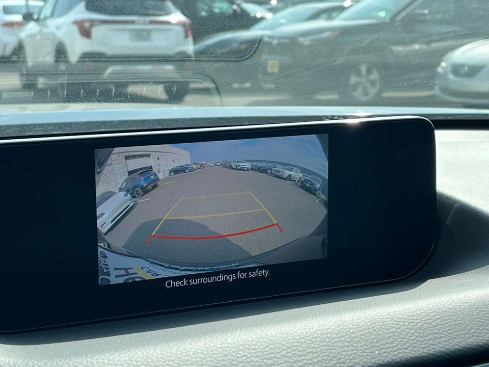 2025 Mazda CX-50 - Image 21 of 31