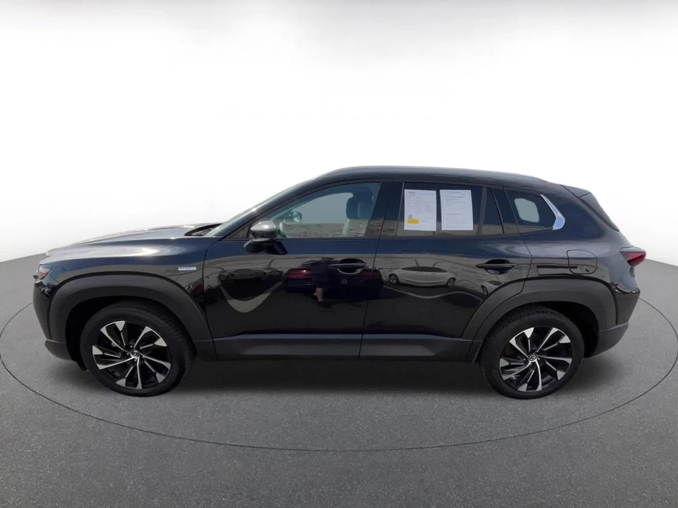 2025 Mazda CX-50 - Image 9 of 31
