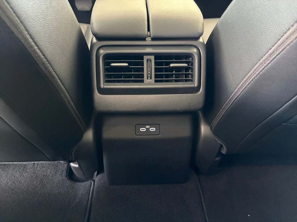 2025 Mazda CX-50 - Image 22 of 31