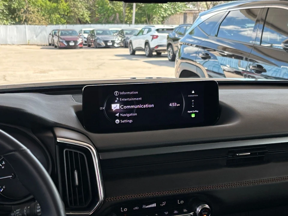 2025 Mazda CX-50 - Image 18 of 31