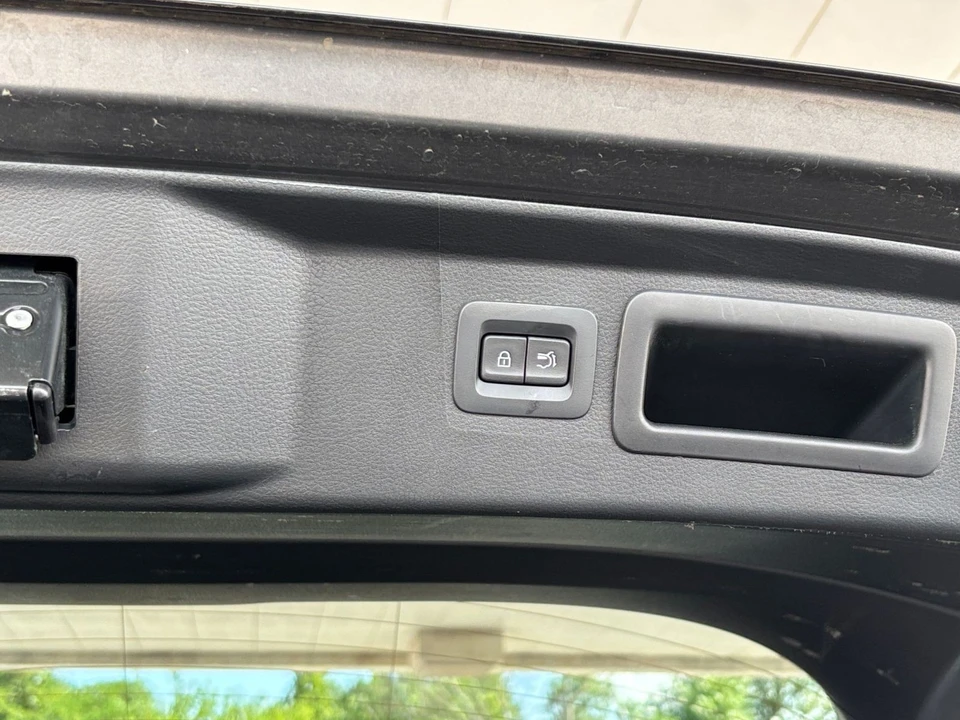 2025 Mazda CX-50 - Image 21 of 31
