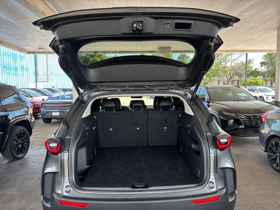 2025 Mazda CX-50 - Image 30 of 31