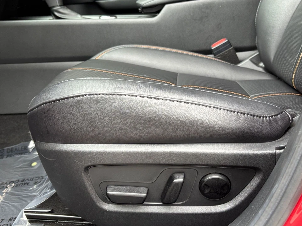 2025 Mazda CX-50 - Image 23 of 31